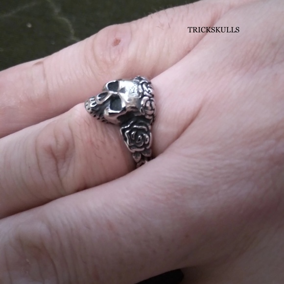 Rose Crown Skull 316L Stainless Steel Flower Ring Sizes 9 10 11 12 13 14 - Picture 4 of 12